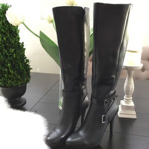 levity sylvia platform boot